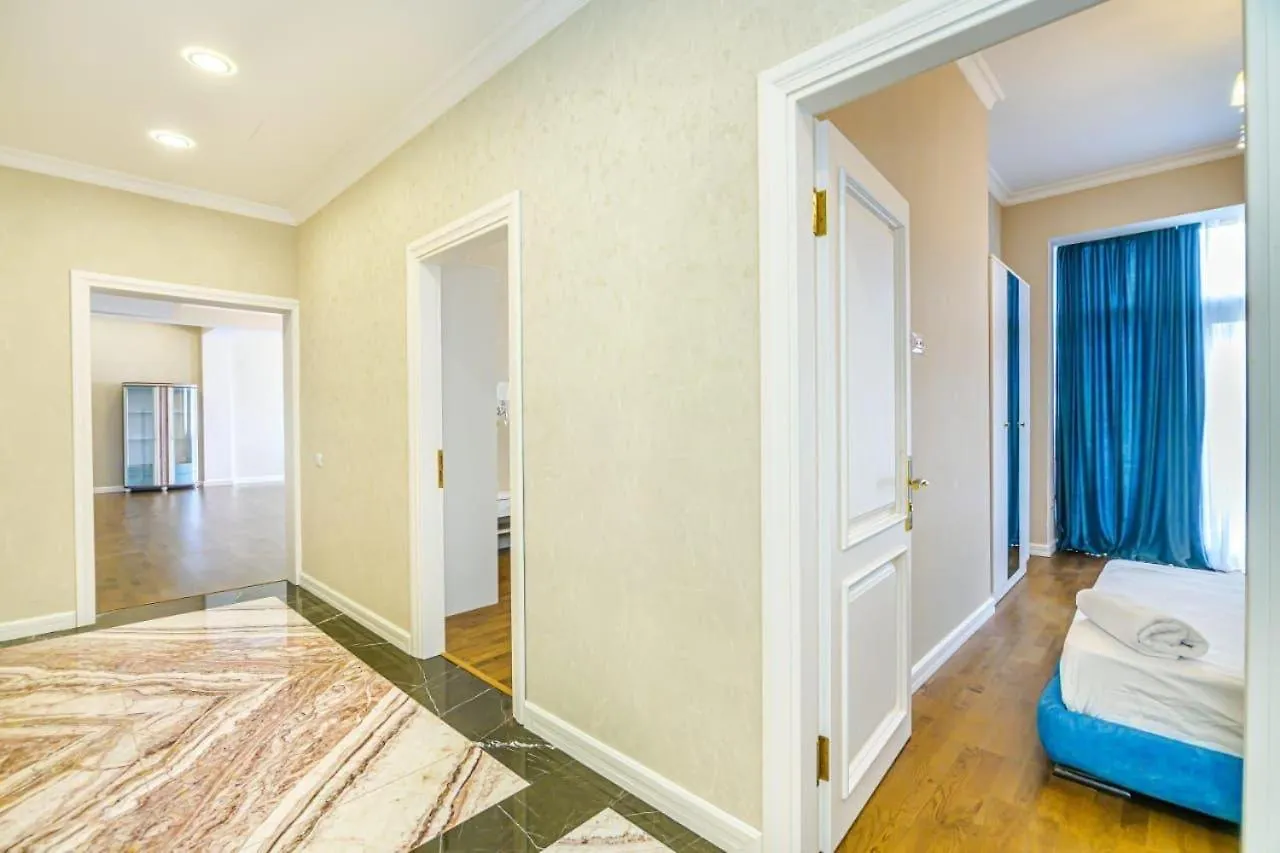 Hotel Apartment Vip Near Courtyard Marriott Baku