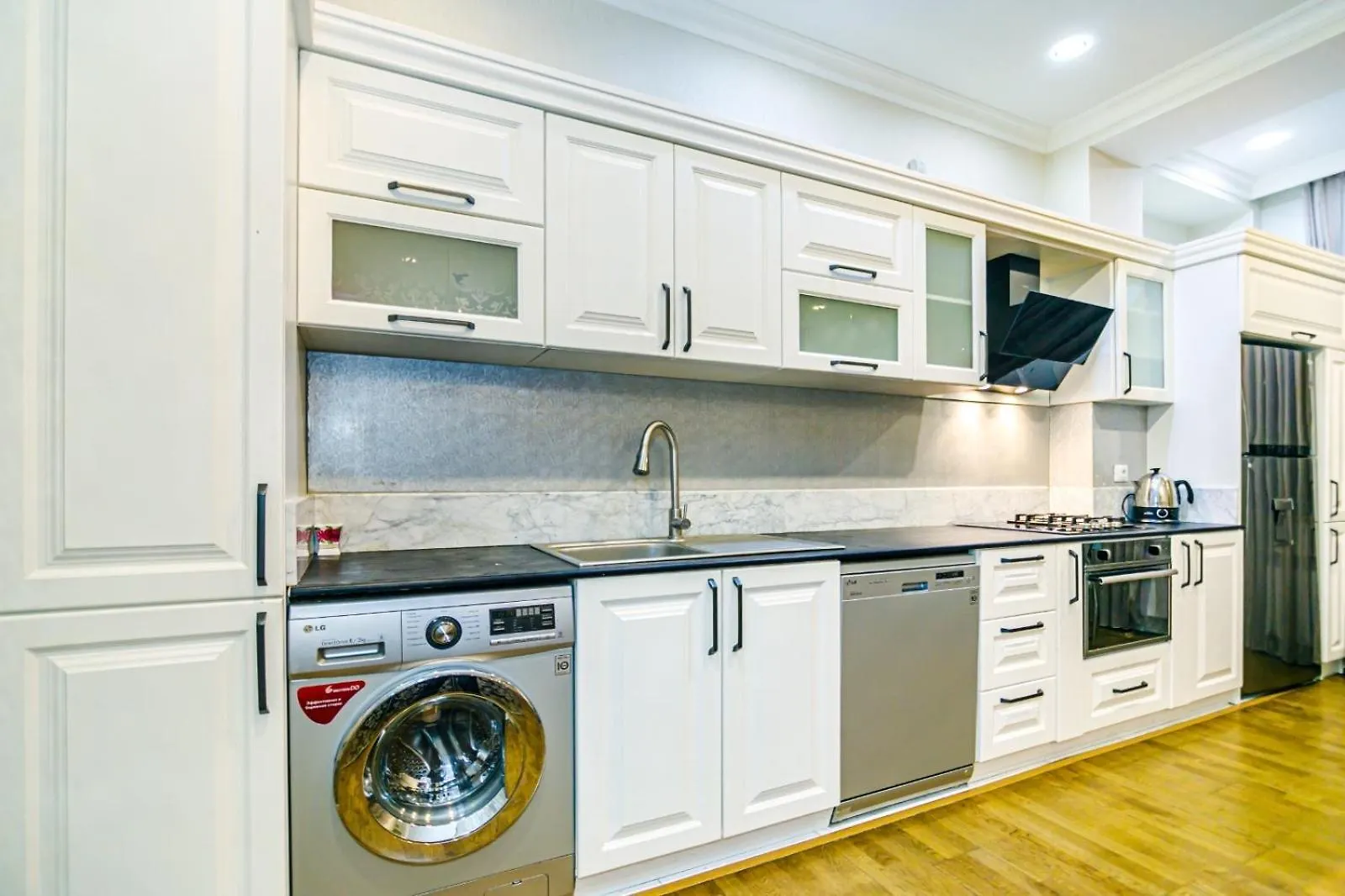 Hotel Apartment Vip Near Courtyard Marriott Baku