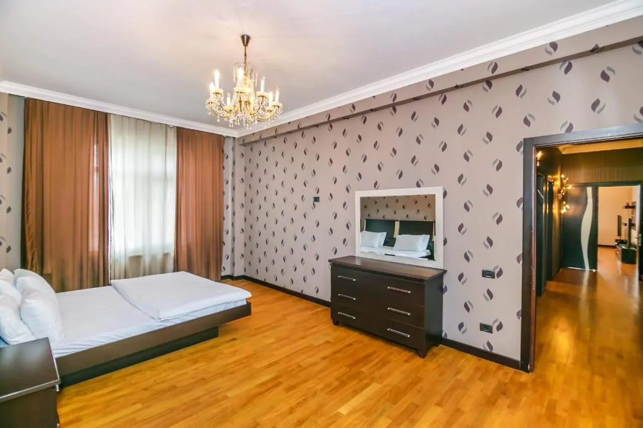 Hotel Apartment Vip Near Courtyard Marriott Baku